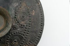 Foto von Bronzedeckel (NHMW-PRAE-025276)